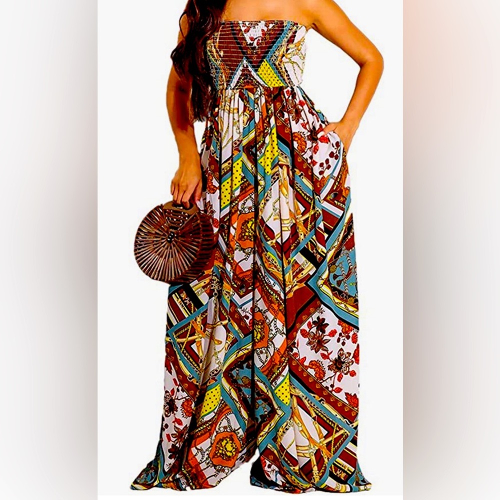 Flowy bohemian strapless  romper looks like dress